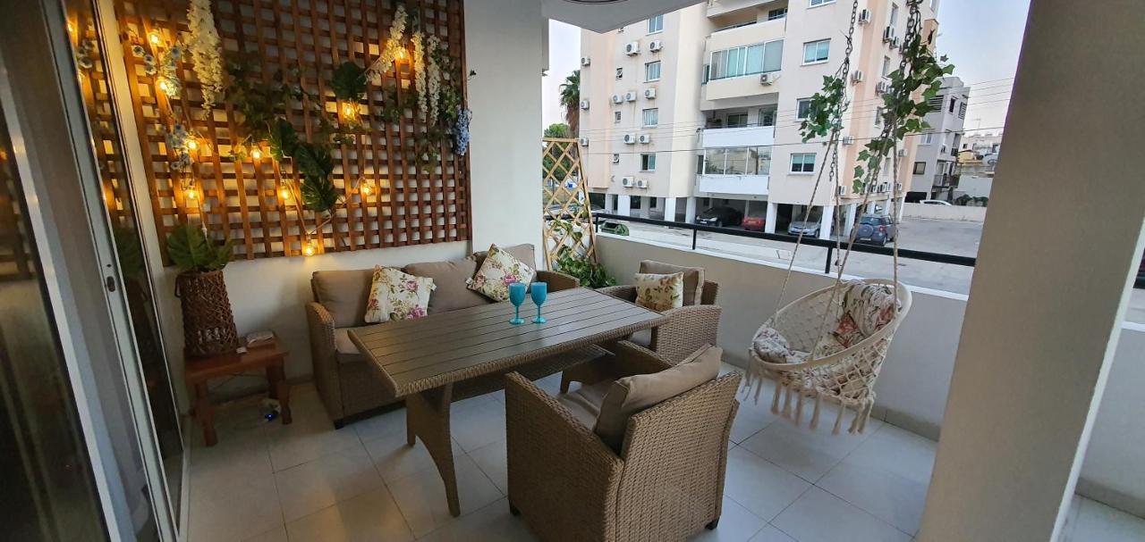 Ferienwohnung Stefaris "Koutsou Court 105" Larnaka Exterior foto